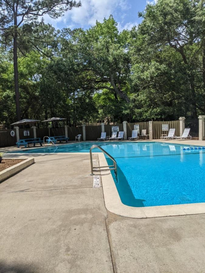 Hhi Homes- Newly Renovated Cozy Modern Pet-friendly Villa-ideal Location Villa Hilton Head Island