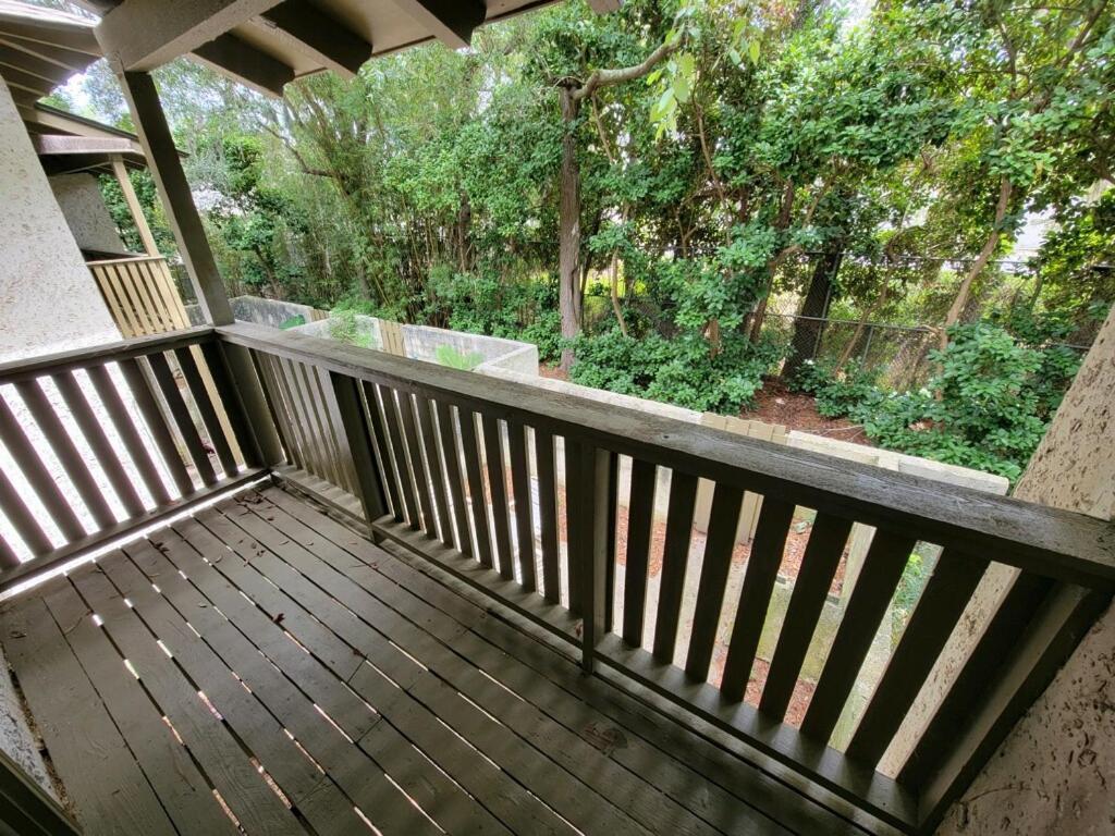 Hhi Homes- Newly Renovated Cozy Modern Pet-friendly Villa-ideal Location Villa