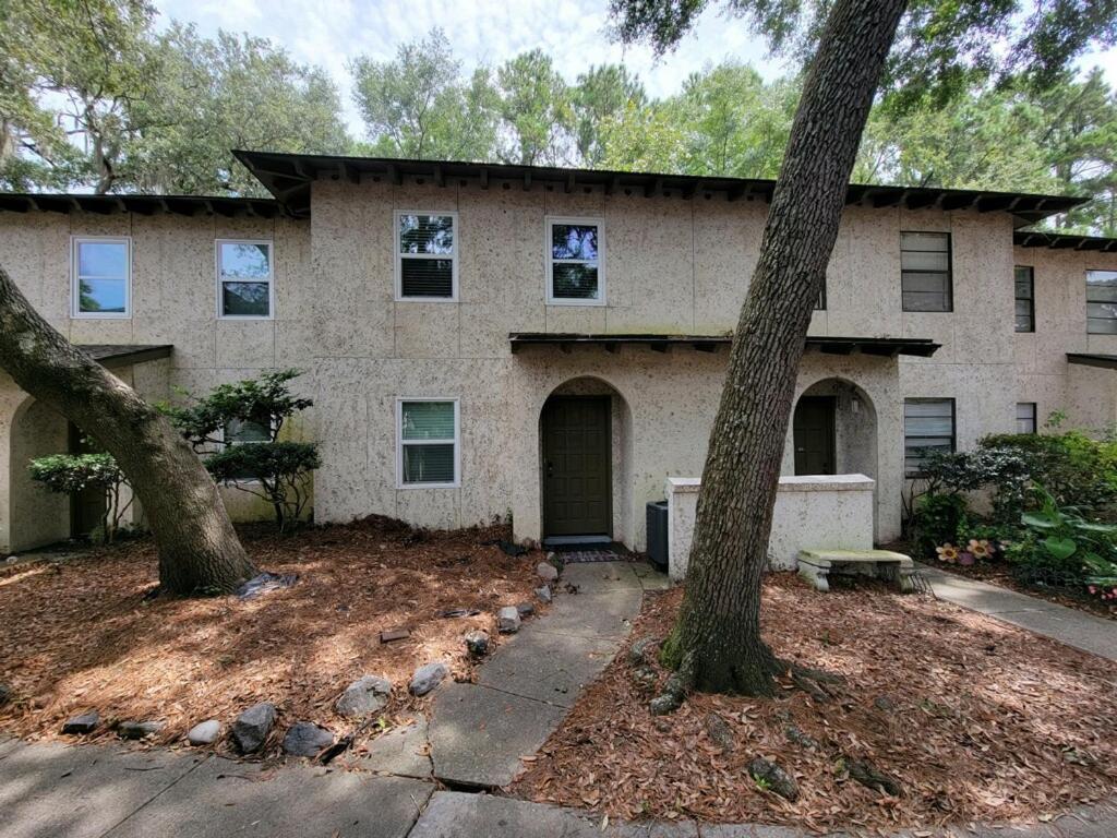 Villa Hhi Homes- Newly Renovated Cozy Modern Pet-friendly Villa-ideal Location *