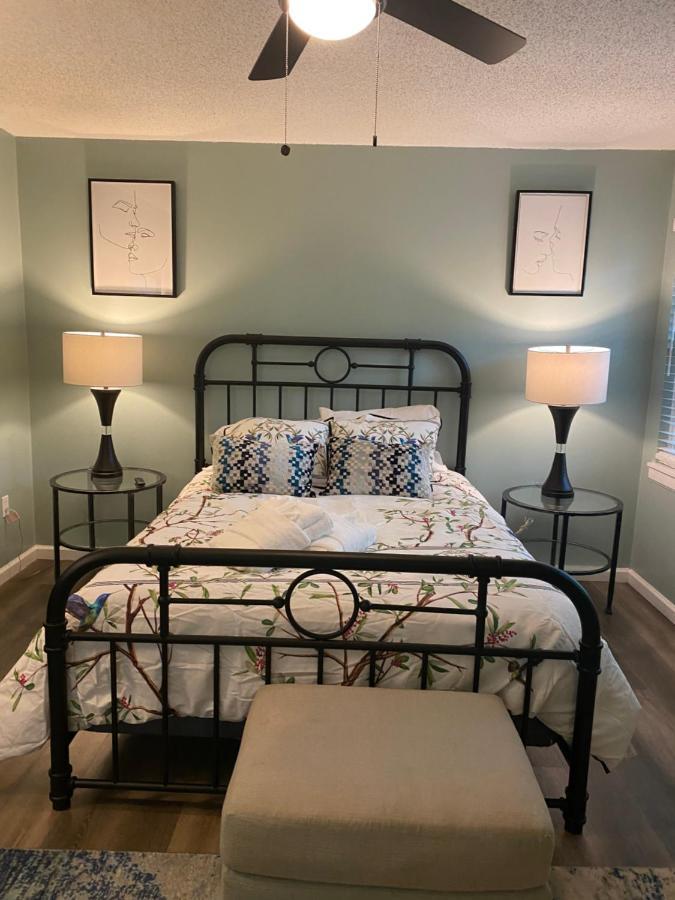 Villa Hhi Homes- Newly Renovated Cozy Modern Pet-friendly Villa-ideal Location Hilton Head Island