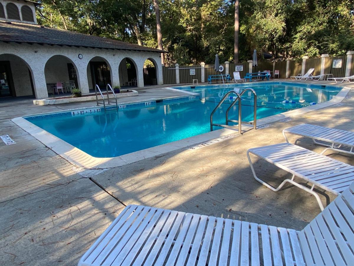 Hhi Homes- Newly Renovated Cozy Modern Pet-friendly Villa-ideal Location * Hilton Head Island