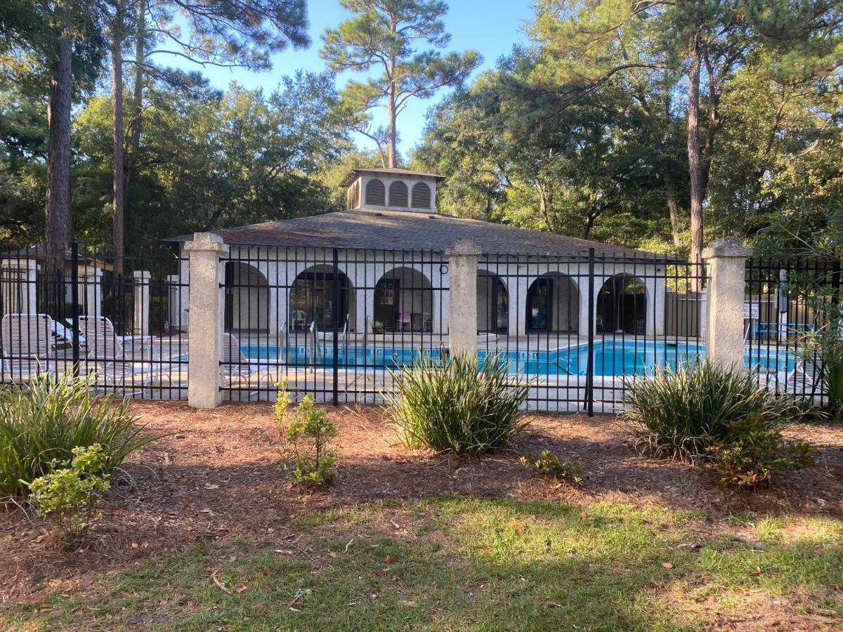 Hhi Homes- Newly Renovated Cozy Modern Pet-friendly Villa-ideal Location * Hilton Head Island