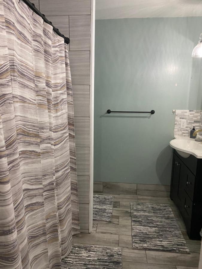 Hhi Homes- Newly Renovated Cozy Modern Pet-friendly Villa-ideal Location Villa *