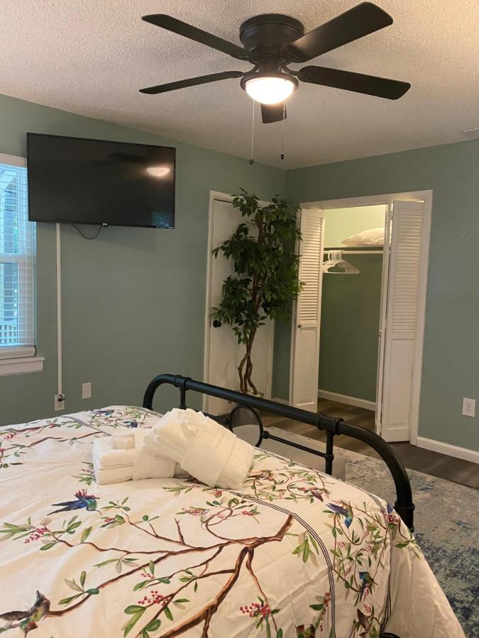 Hhi Homes- Newly Renovated Cozy Modern Pet-friendly Villa-ideal Location Villa Hilton Head Island
